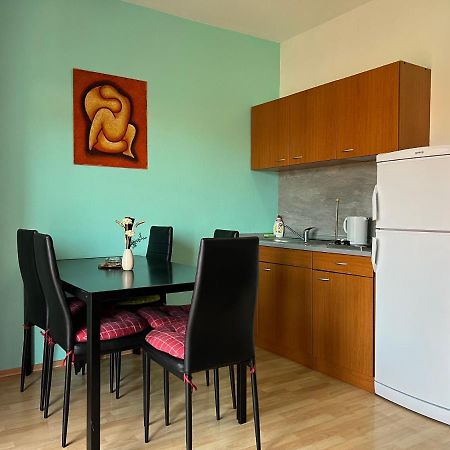 Apartmani Kacola Tučepi Exteriör bild